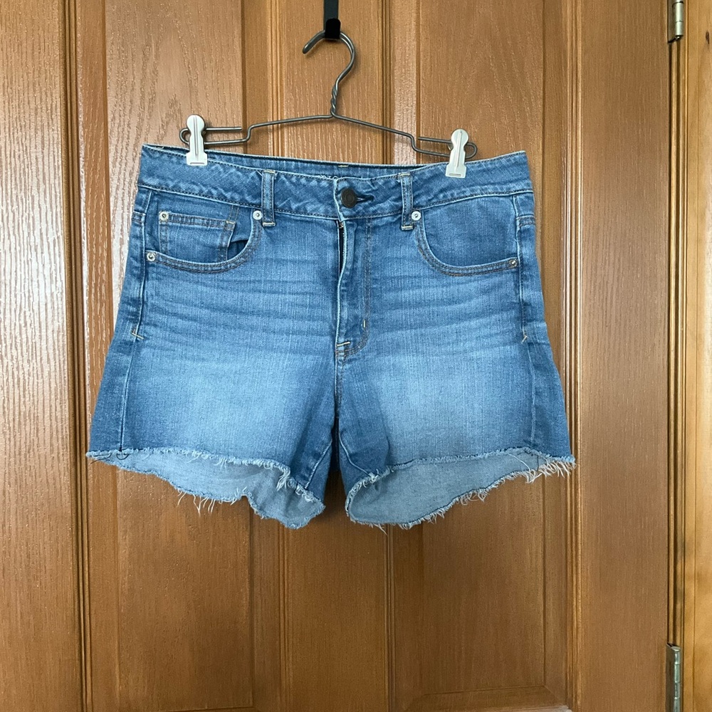 American Eagle Outfitters Light Blue Jean Shorts